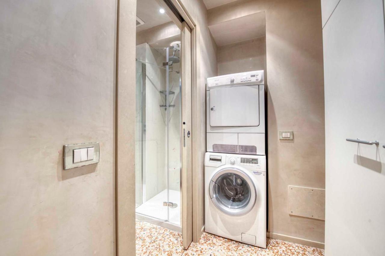 Apartmentsarena - Suite Mercatorum - Piazza Erbe Верона Экстерьер фото
